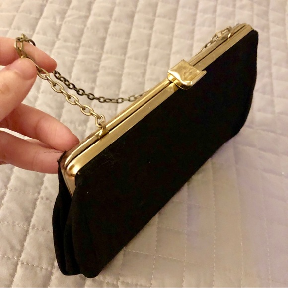Elegant black clutch - Picture 2 of 3